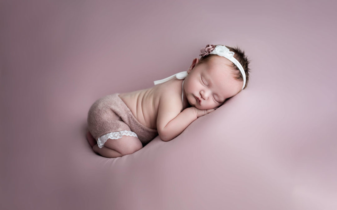Newborn Photoshoot – What to expect
